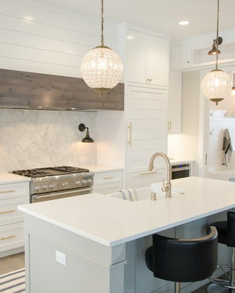 white kitchen room set